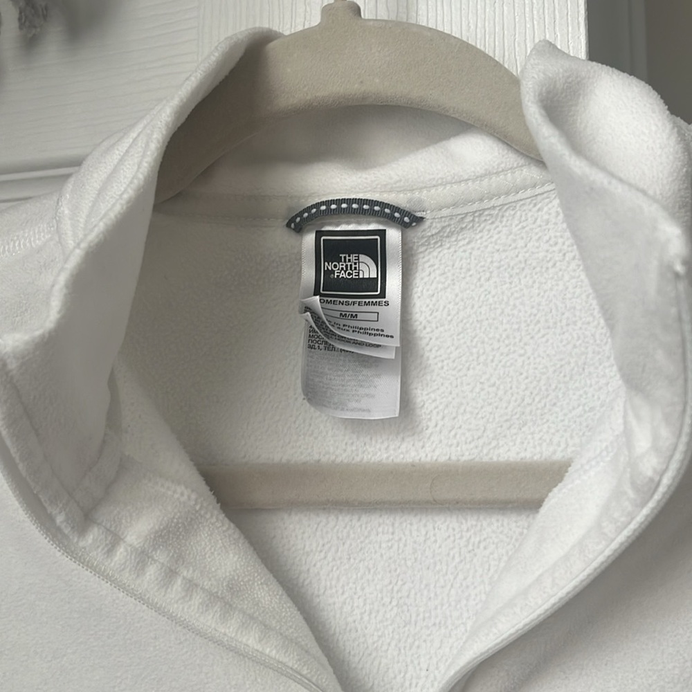 The North Face Jacket TKA 100 - Picture 2 of 3